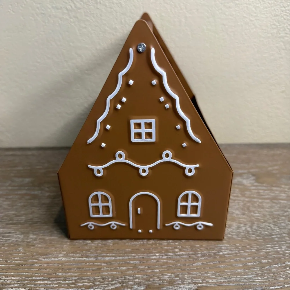 Target Bullseye Playground Christmas Gingerbread House Metal Caddy Basket